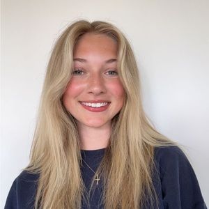 Meet your Posher, Abby